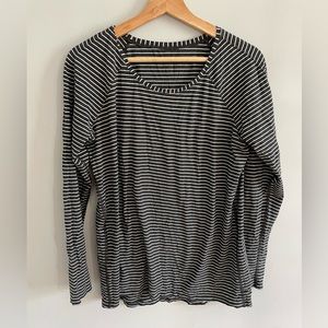 Lululemon Emerald Long Sleeve T-Shirt Modern Stripe Heathered Black White 8 10*